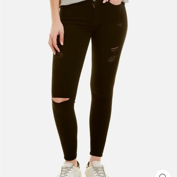 7 for All Mankind Bair The Ankle Skinny Blacked Distressed Jeans Size 26 - Picture 3 of 11
